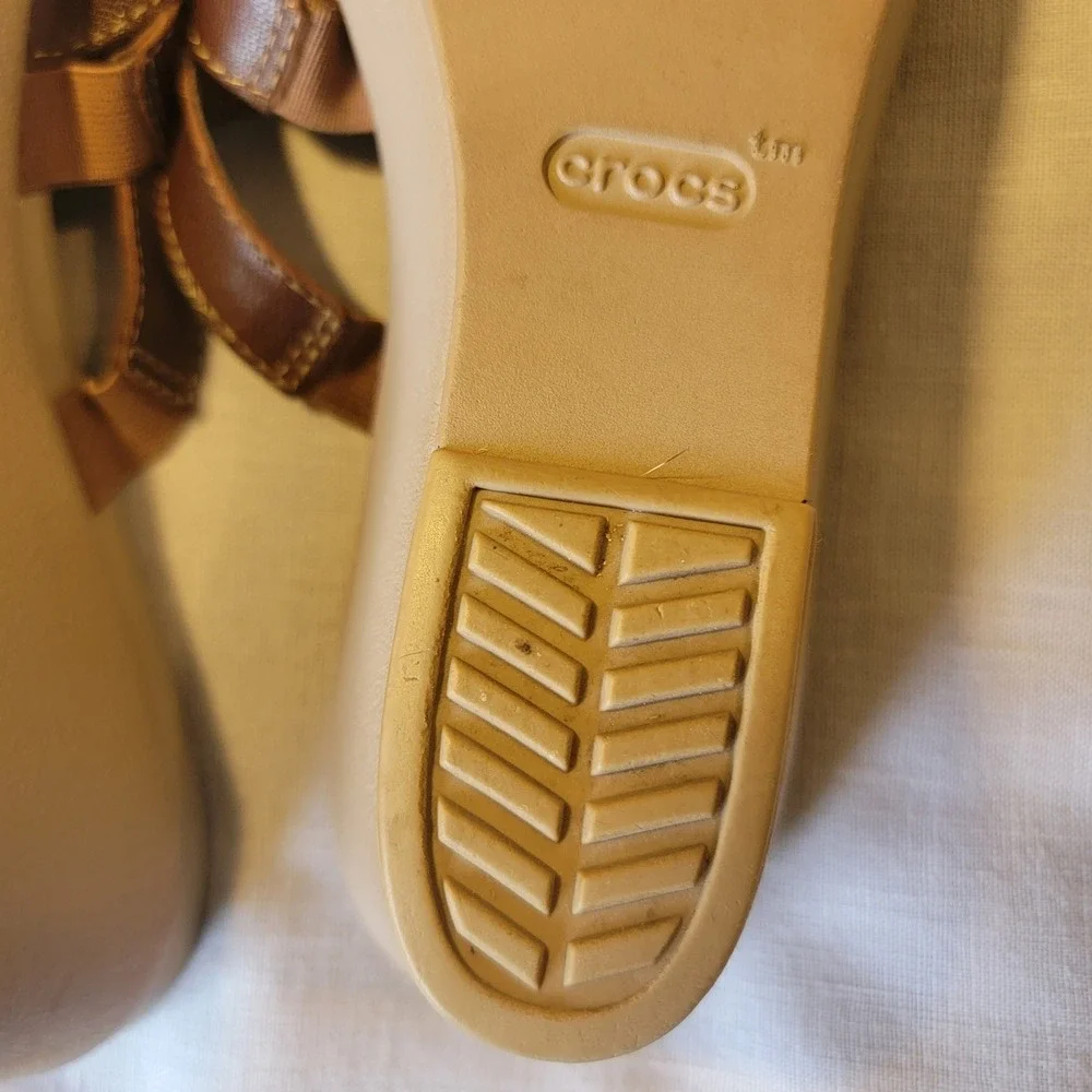 Crocs‎ Leigh-Ann Mini Wedge Espresso Mushroom Strappy Mules Sandals Brown Tan 8